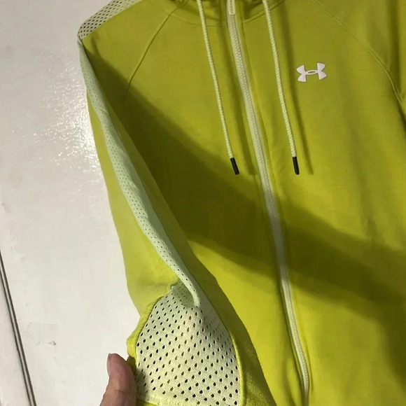 Under amour fitted full zip up - Picture 4 of 8